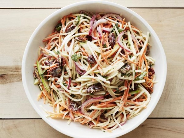 Kohlrabi-apple slaw with blue cheese dressing 