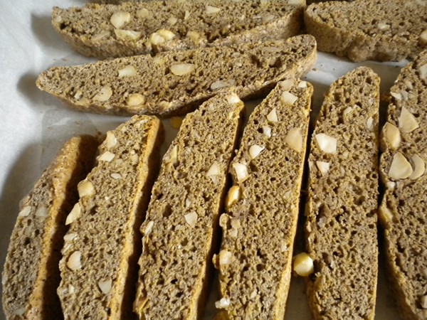 Kona macadamia biscotti