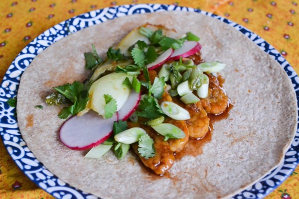 Korean barbecue tempeh wraps