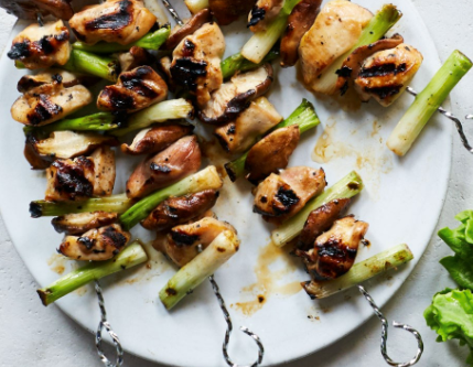 Korean chicken skewers (Dak ggochi)
