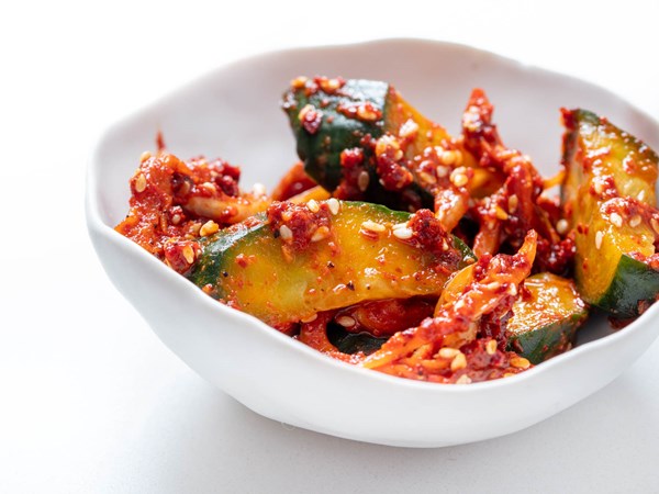 Korean marinated dried radish banchan (Mumallaengi-muchim)