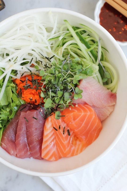 Korean mixed rice with sashimi