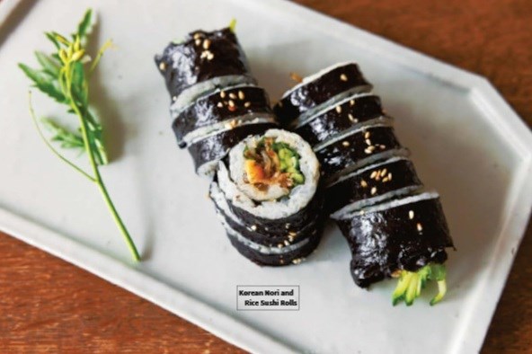 Korean nori and rice sushi rolls