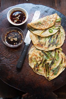 Korean spring onion pancakes (Pajeon)