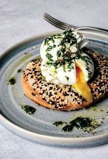 Koulouri and poached eggs