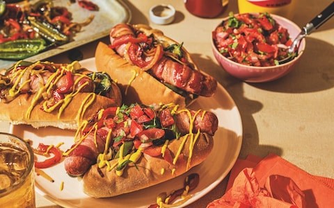 LA bacon hot dogs [pico de gallo]