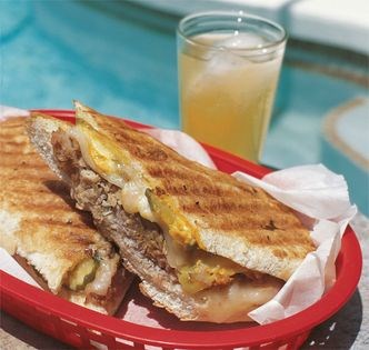 La Ideal's Cuban sandwich (Sandwich Cubano La Ideal)