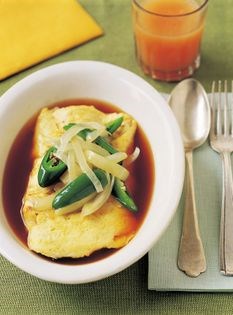 La Parroquia's special omelet in turkey broth (Tortilla a La Parroquia)