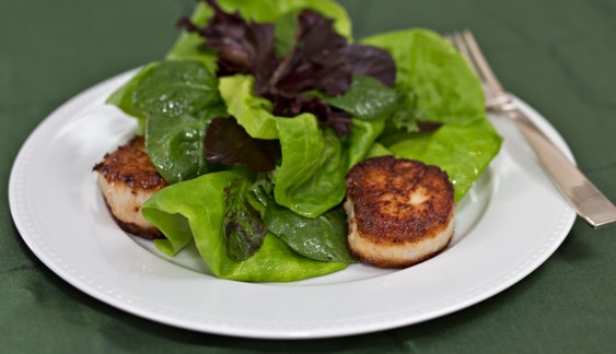 Lacquered scallops