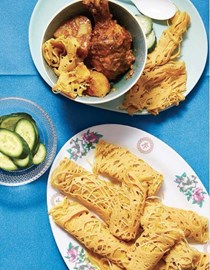 Lacy pancakes (Roti jala)