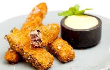 Lamb belly fritters with sauce Paloise