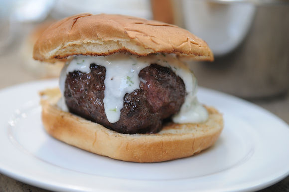 Lamb burgers with cilantro yogurt 