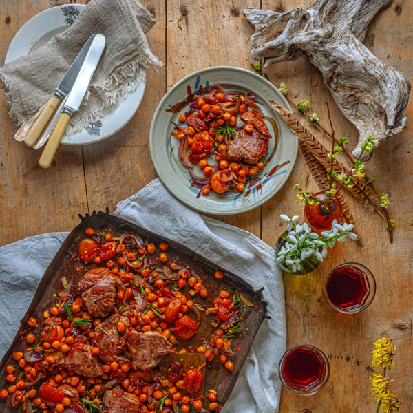 Lamb chops with chickpeas, apricots and saffron