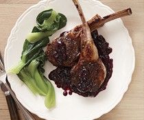 Lamb chops with Concord grape sauce