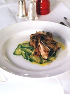Lamb chops with cucumber and mint