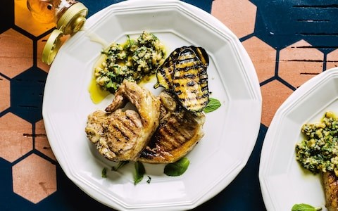 Lamb chops with honey and walnut sauce