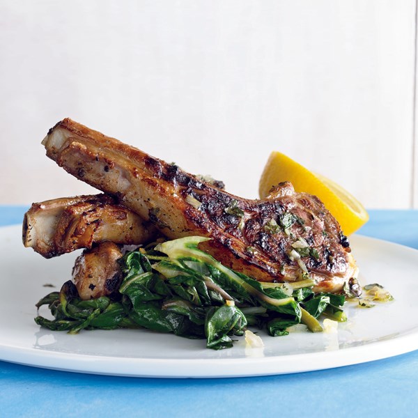 Lamb chops with lemon