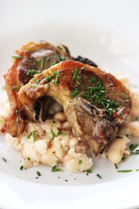 Lamb cutlets on mashed butter beans