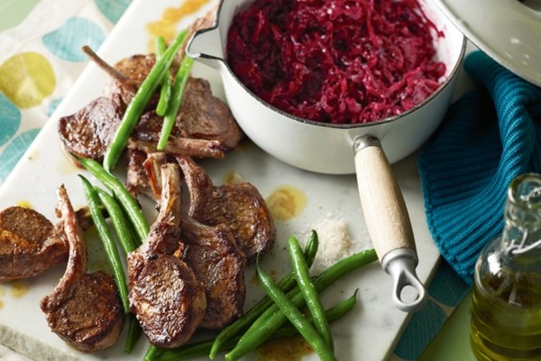 Lamb cutlets with spiced red cabbage