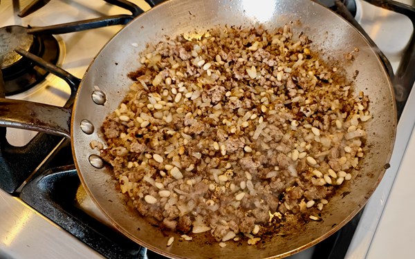 Lamb filling (Lahm hushwe)