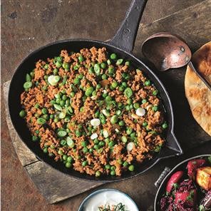 Lamb keema with flatbreads