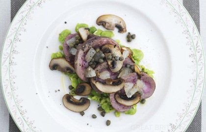 Lamb kidneys with crushed broad beans, lemon and capers