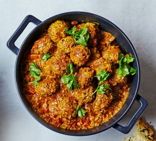Lamb meatball curry 