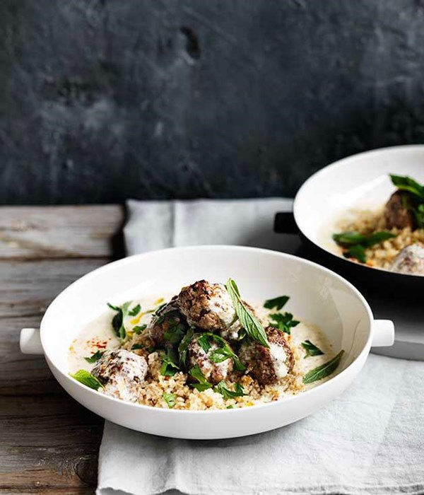 Lamb meatballs with burghul, yoghurt and mint
