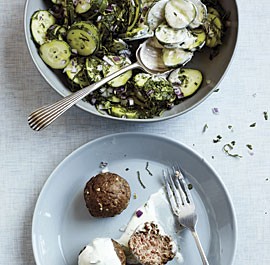Lamb meatballs with yogurt sauce
