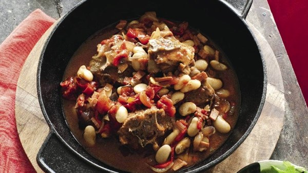 Lamb neck chops with ham, sherry vinegar and smoked paprika