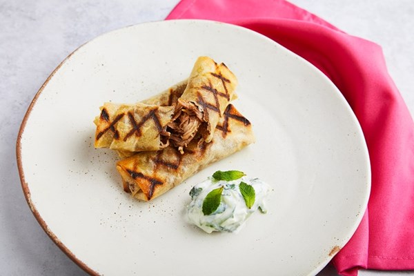  Lamb pastilla with yoghurt and mint