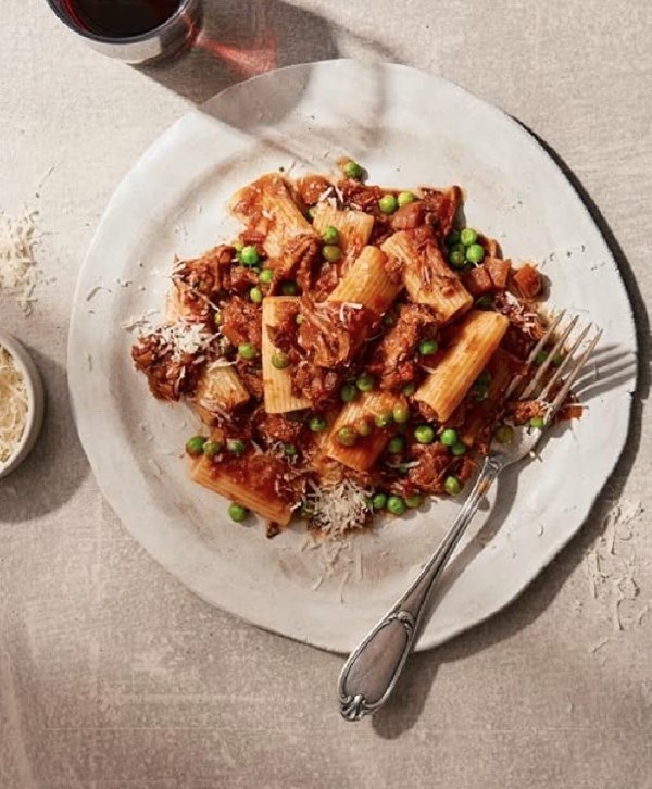Lamb ragu with rigatoni 