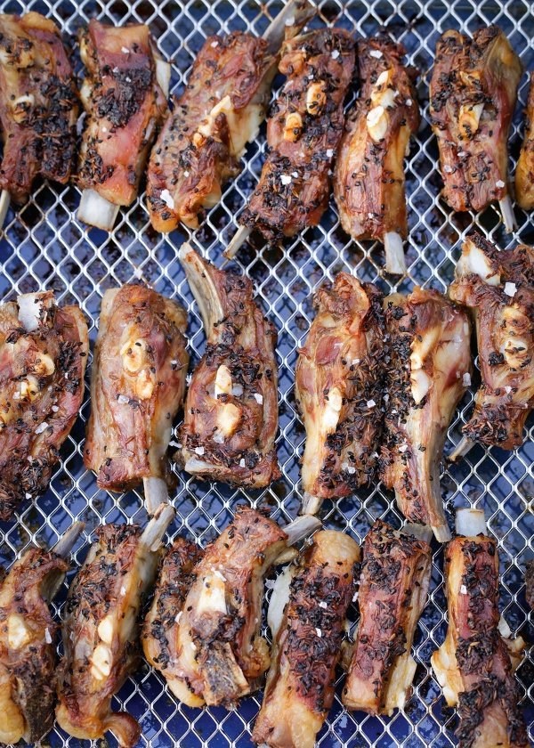 Lamb ribs with nigella and cumin seeds