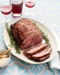 Lamb roast with mustard pan sauce