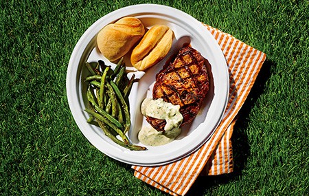 Lamb saddle chops with mint-yogurt sauce
