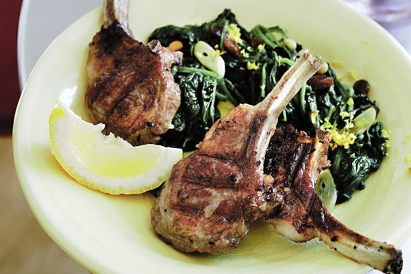 Lamb scottadito with spinach alla Romana