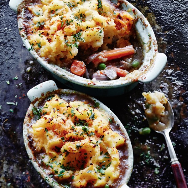 Lamb shank shepherd's pie