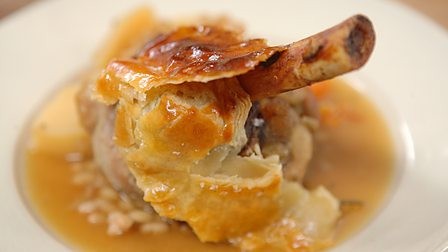 Lamb shanks pie