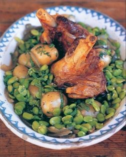 Lamb shanks with broad beans (Souris d'agneau aux fèves)