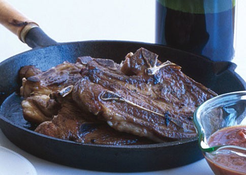 Lamb shoulder chops with tomatoes and za'atar