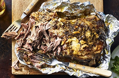 Lamb shoulder with fennel, horseradish & milk