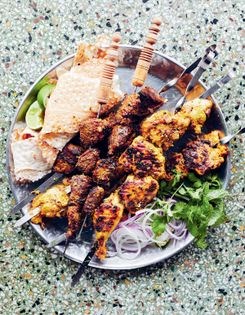 Lamb skewers (Kebabeh sikhi)