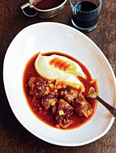Lamb stew with mashed potato (Sauté d'agneau, purée de pommes de terre)