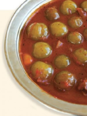 Lamb stew with sour green plums (Erik tavasi)