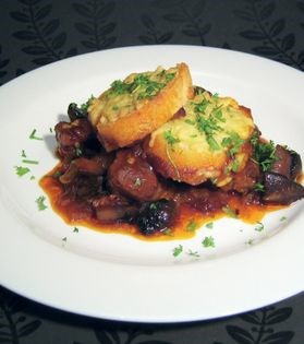 Lamb with ale and cheddar croutons