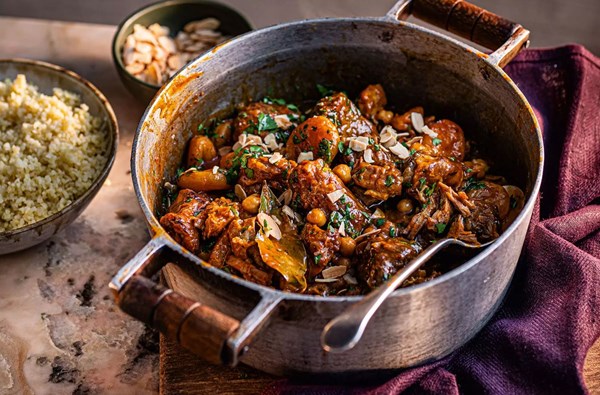Lamb with apricots & ginger