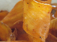 Lamp shadow sweet potato chips (Dengying shupian / 燈影薯片)