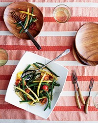 Laotian bean-and-tomato salad