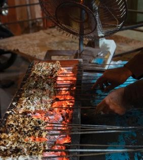 Lari kabab (Kabab-e kenjeh-ye Lari)