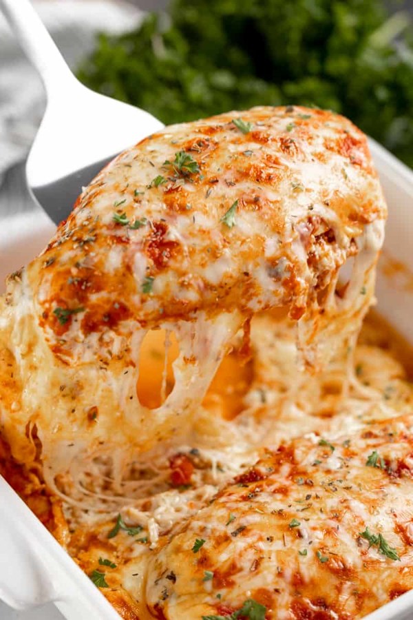 Lasagna-stuffed chicken breasts